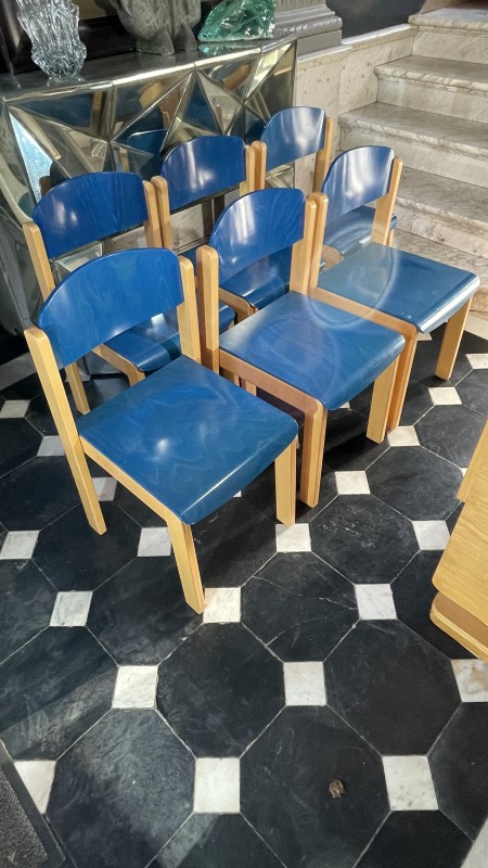 Lot de 4 chaises empilables Apremont 4 pieds chromés hêtre teinté T6