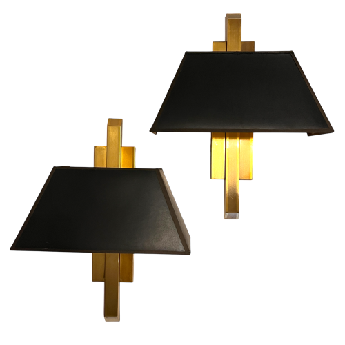DEKNUDT, pair of gilded brass sconces / wall light, Hollywood Regency style, ca 1970