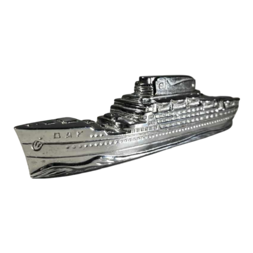 MTC Art Deco table lighter "Bateau - Paquebot de croisière" chromed steel, ca 1930